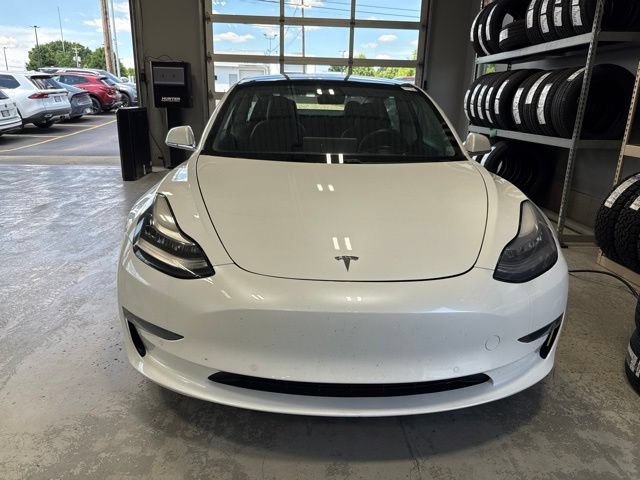 Used 2020 Tesla Model 3 Standard Range Plus RWD image 2