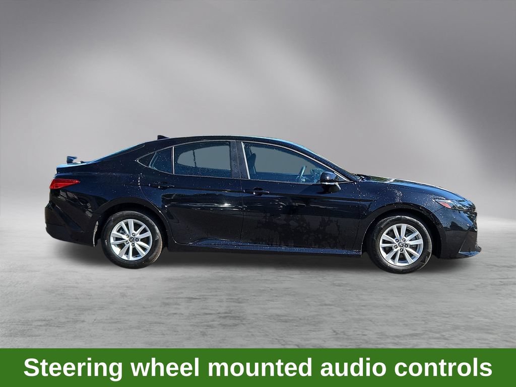 Used 2025 Toyota Camry LE FWD image 8