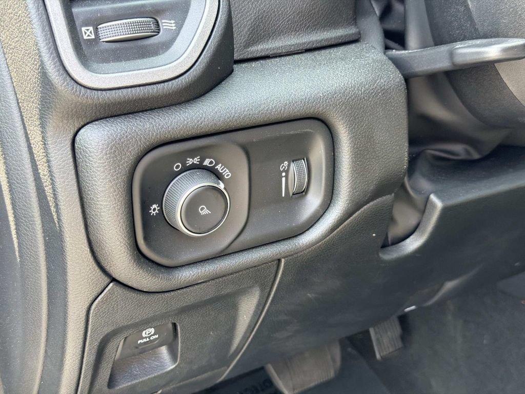 Used 2024 RAM 1500 Tradesman AWD/4WD image 25