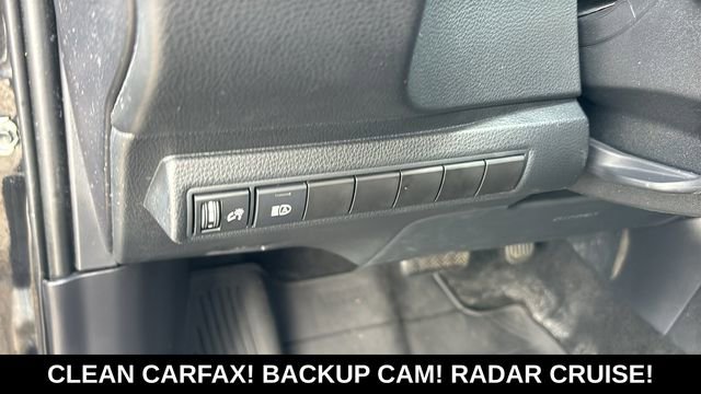 Used 2022 Toyota Corolla LE FWD image 11
