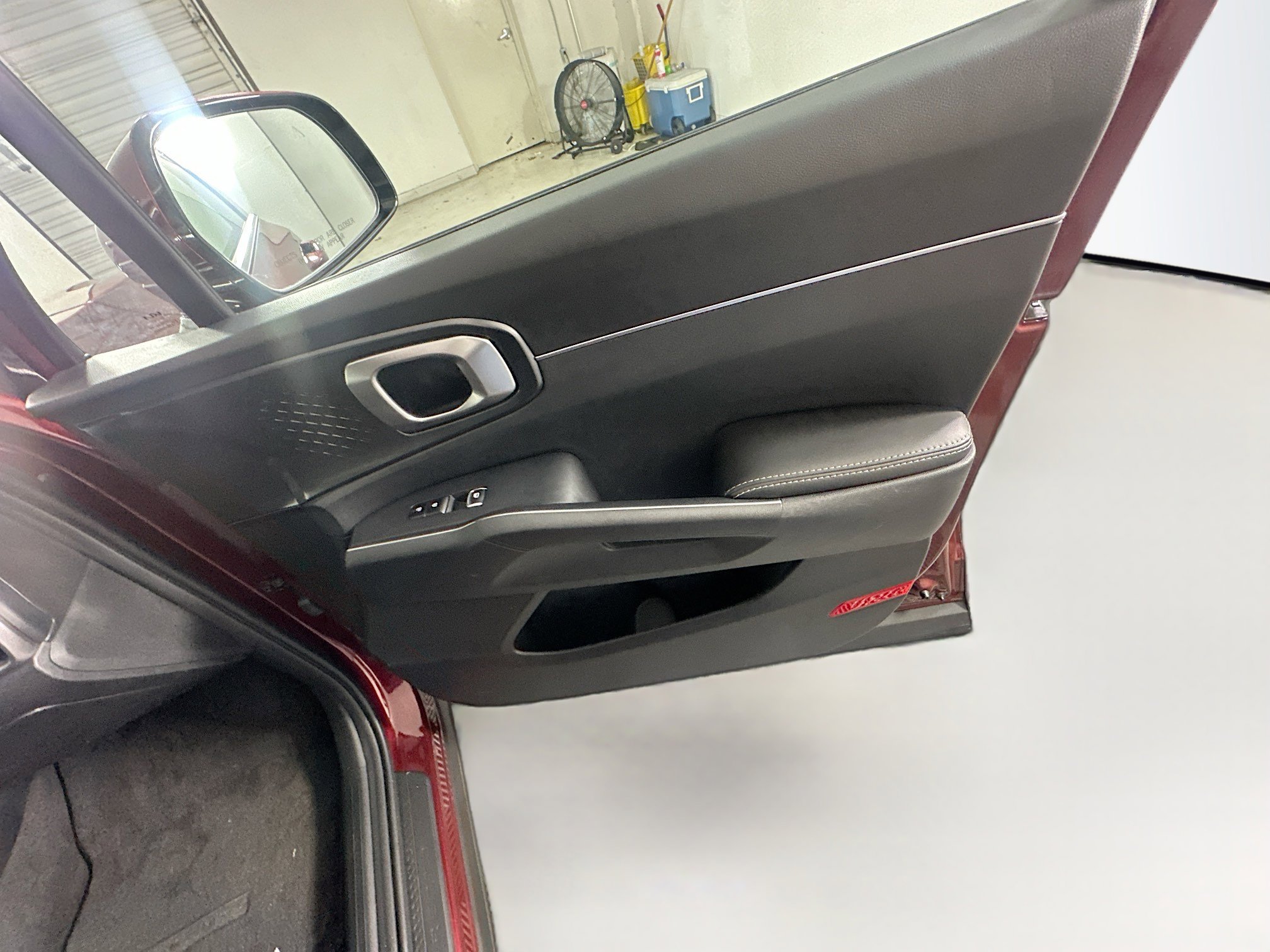 Used 2024 Kia Sorento S w/ Panoramic Sunroof Package image 32