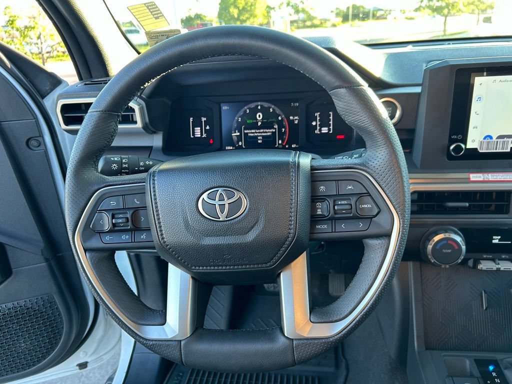 Used 2026 Toyota 4Runner SR5 AWD/4WD image 22