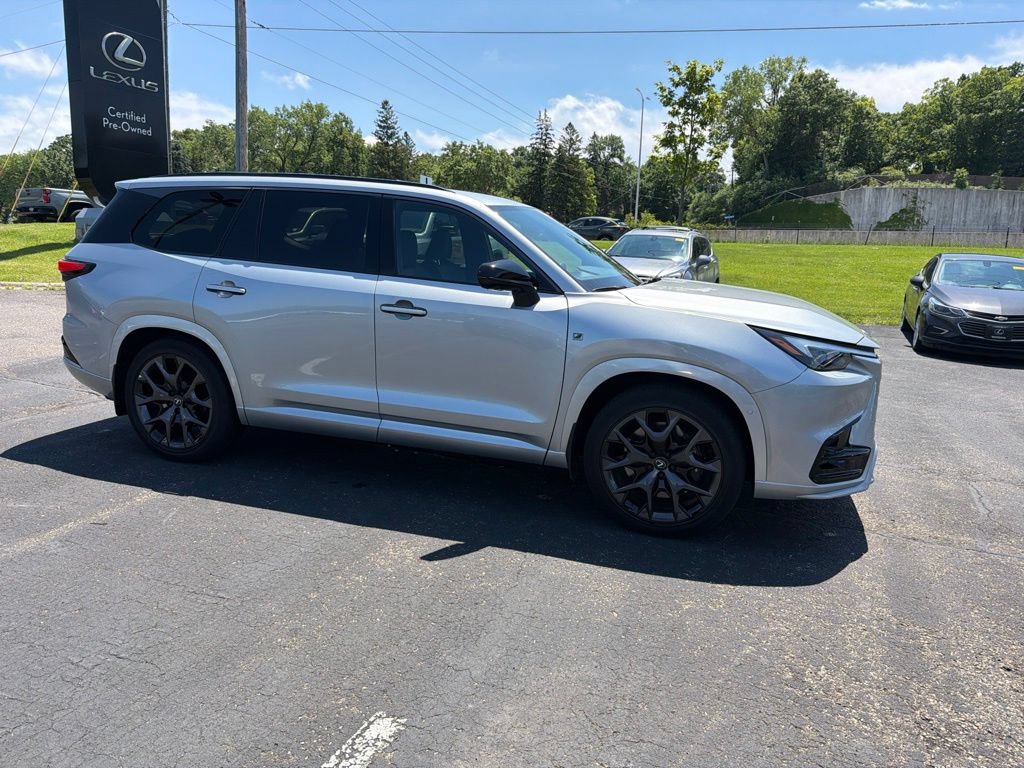 Used 2025 Lexus TX 500h AWD image 20