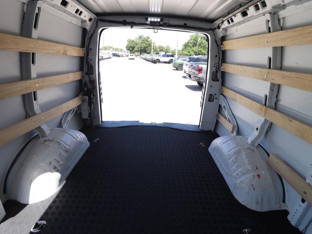 Used 2024 GMC Savana 2500 w/ Driver Convenience Package RWD image 12