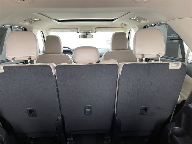 Used 2022 Ford Explorer Limited w/ Equipment Group 301A image 25