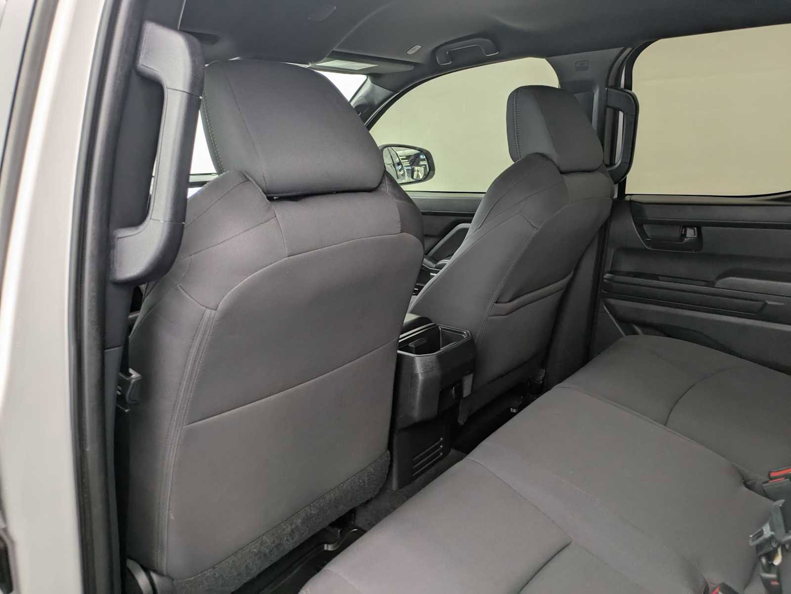 Used 2024 Toyota Tacoma SR5 AWD/4WD image 19