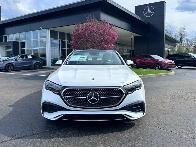 New 2026 Mercedes-Benz E 450 4MATIC Sedan image 3