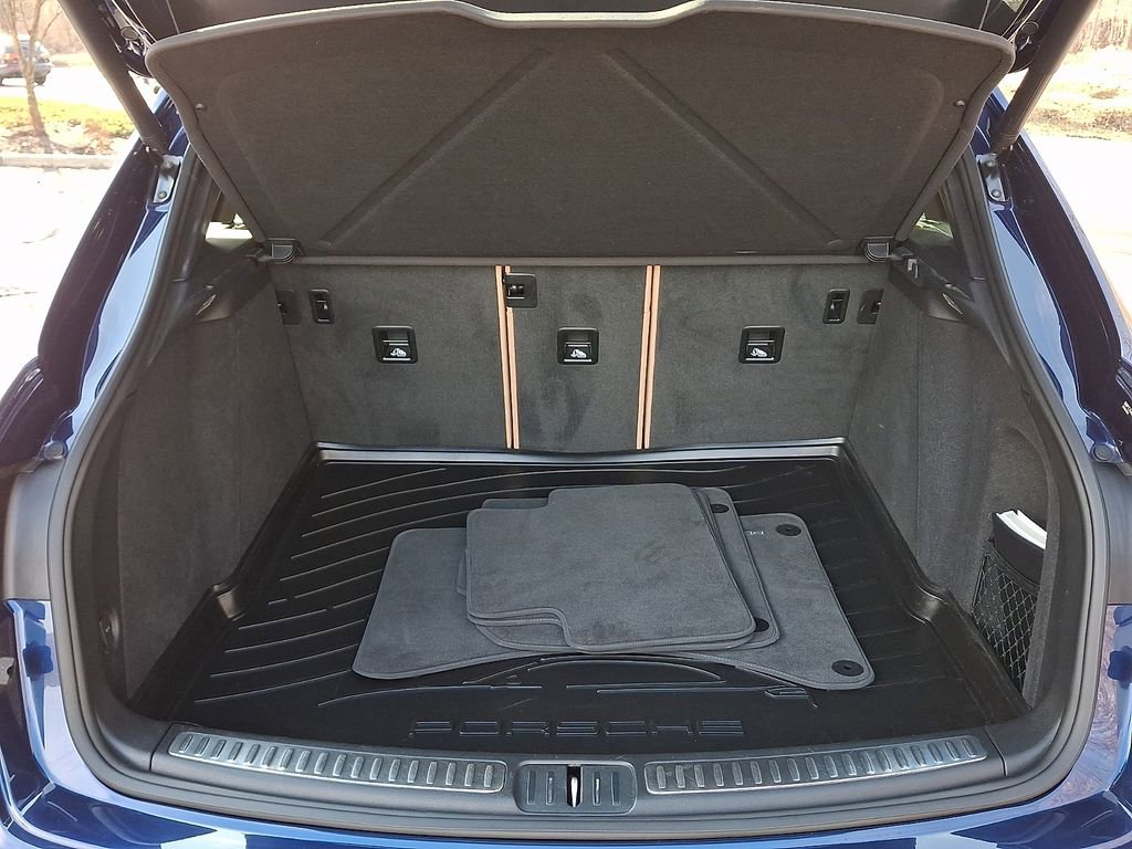 Used 2022 Porsche Macan image 28