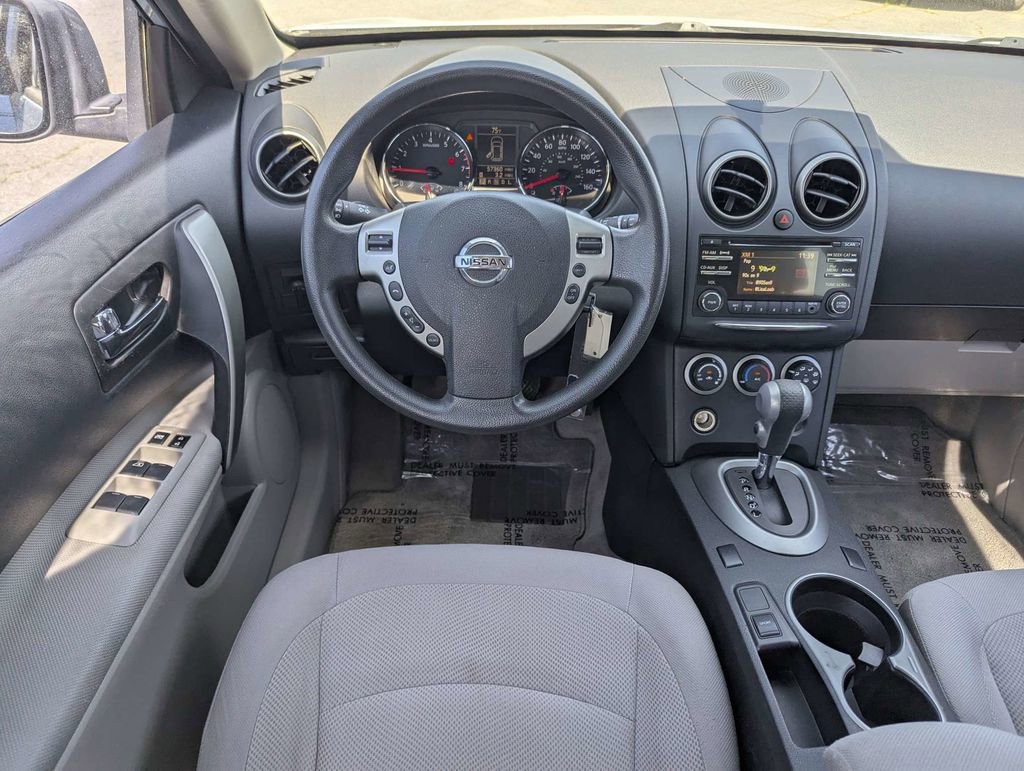 Used 2015 Nissan Rogue S w/ Convenience Package image 16