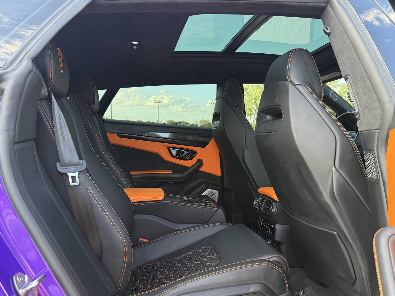 Used 2022 Lamborghini Urus image 44