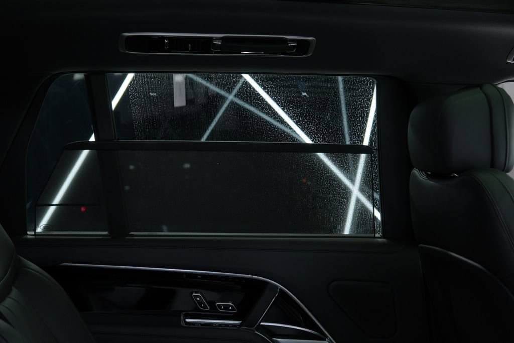 Used 2026 Land Rover Range Rover Long Wheelbase SE image 41