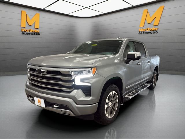 Used 2023 Chevrolet Silverado 1500 High Country w/ Technology Package image 4