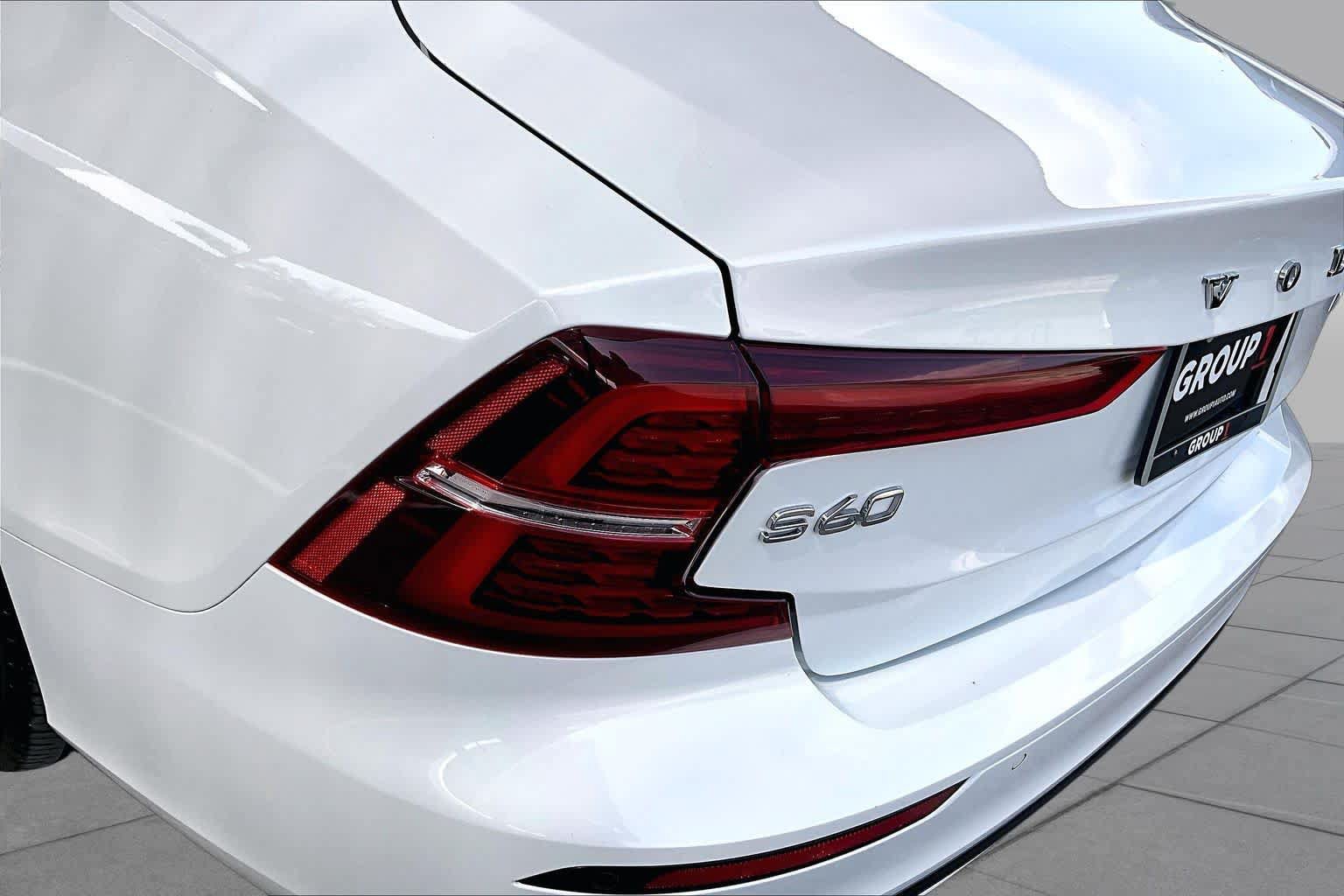 Used 2022 Volvo S60 B5 Inscription AWD/4WD image 29