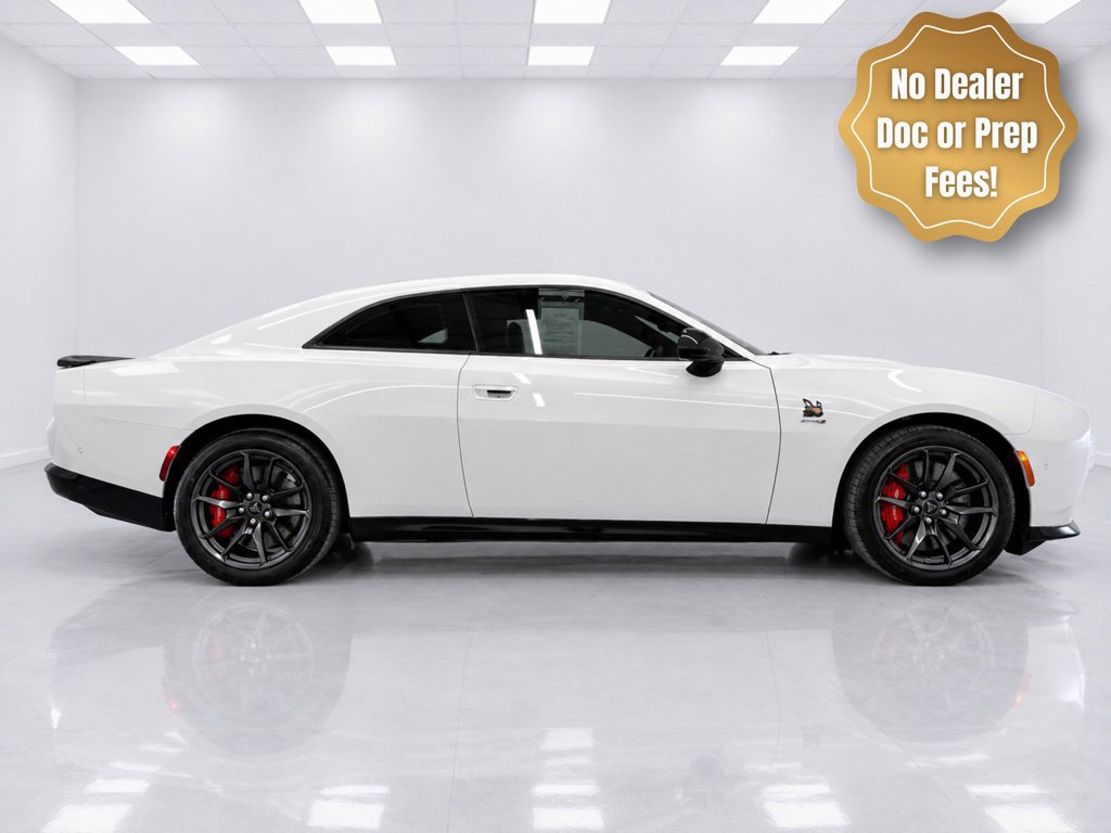 Used 2024 Dodge Charger Daytona Scat Pack w/ Plus Group AWD/4WD image 1