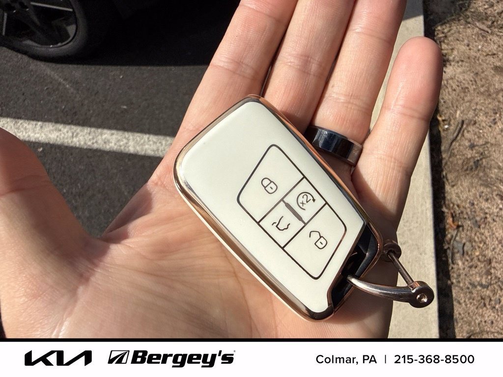 Used 2020 Volkswagen Jetta SE w/ SE Cold Weather Package FWD image 9