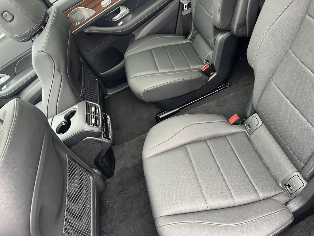 New 2025 Mercedes-Benz GLS 450 4MATIC image 8