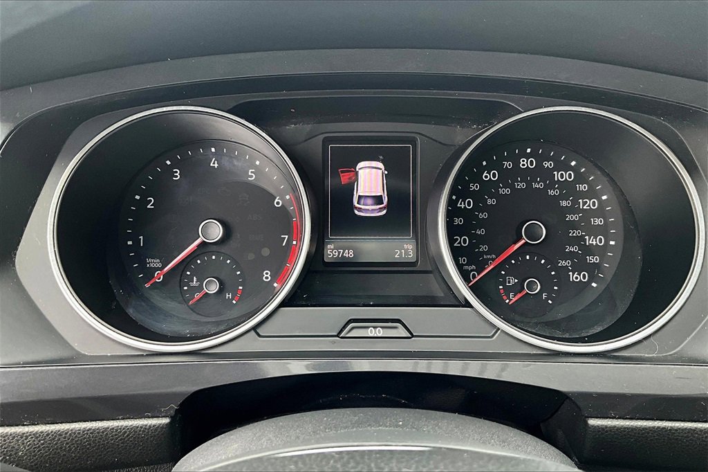 Used 2020 Volkswagen Tiguan SE R-Line image 16