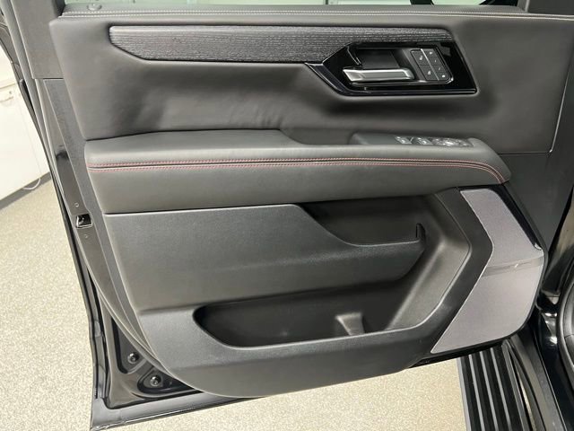 Used 2025 GMC Yukon AT4 Ultimate w/ LPO, Floor Liner Package AWD/4WD image 23