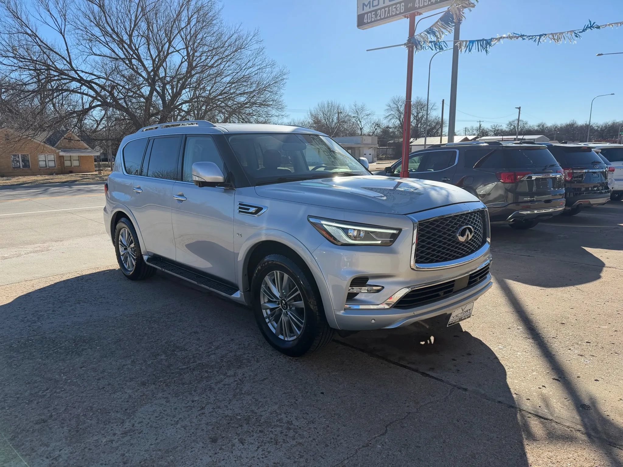 Used 2018 INFINITI QX80 4WD w/ Driver Assistance Package image 2