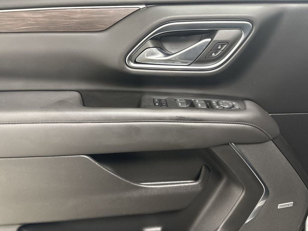 Used 2023 Chevrolet Tahoe Z71 w/ Luxury Package image 11