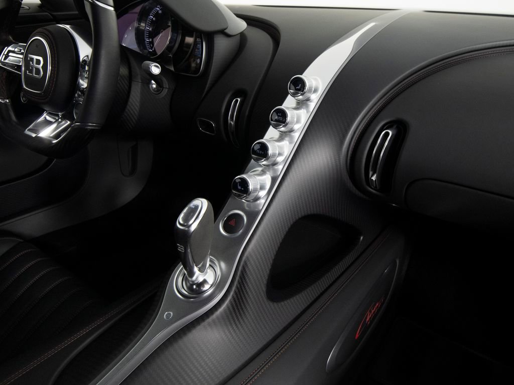 Used 2019 Bugatti Chiron image 70