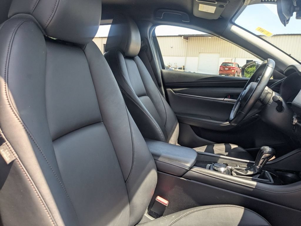 Used 2025 MAZDA MAZDA3 Hatchback w/ Select Sport Pkg FWD image 36