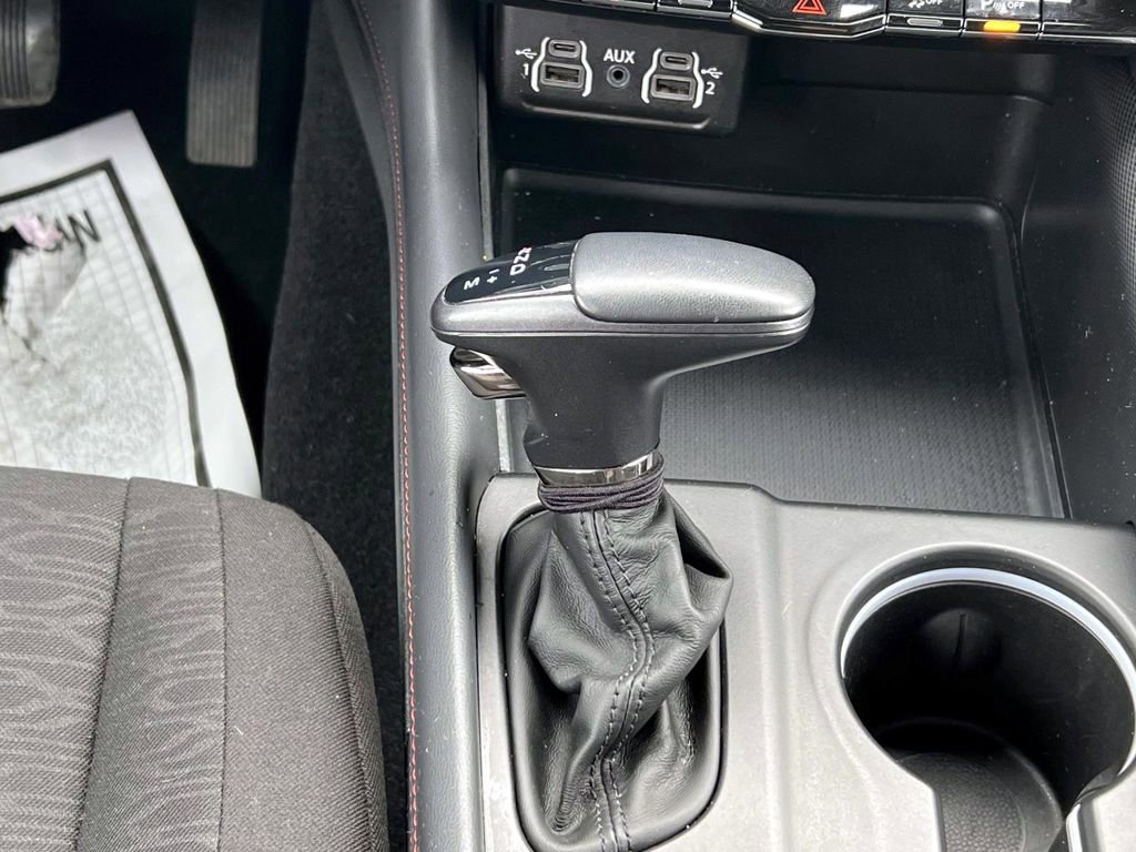 Used 2023 Dodge Durango GT w/ Blacktop Package AWD/4WD image 28