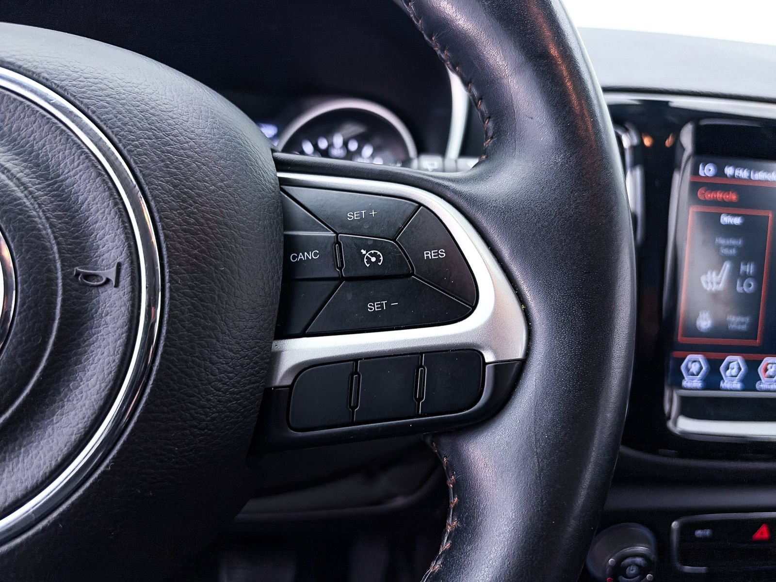 Used 2019 Jeep Compass Limited FWD image 25