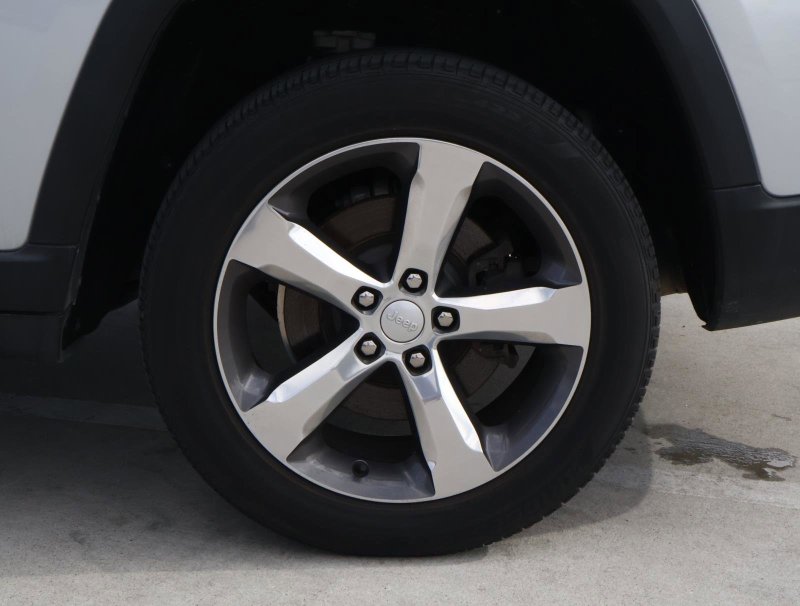 Used 2021 Jeep Grand Cherokee L Limited image 8