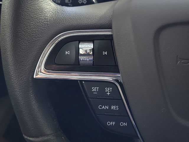 Used 2023 Lincoln Nautilus FWD w/ Premium Package image 24