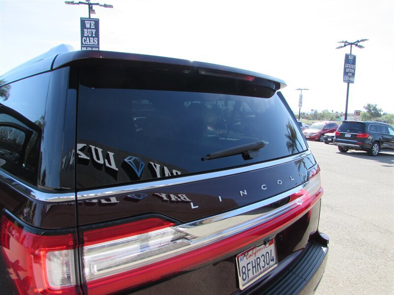 Used 2018 Lincoln Navigator L Reserve w/ Technology Package AWD/4WD image 33