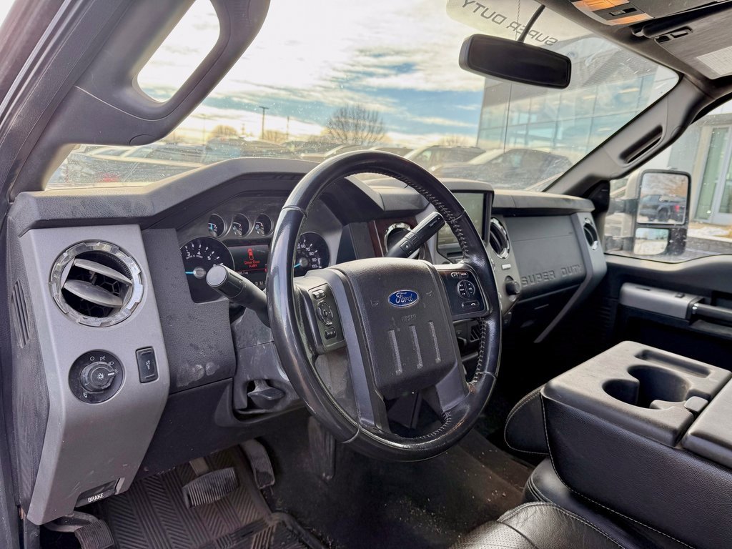 Used 2013 Ford F350 Lariat w/ Lariat Interior Pkg image 8