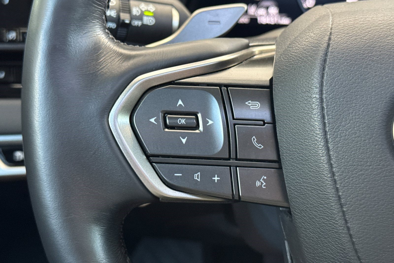 Certified 2024 Lexus RX 350 Premium w/ Accessory Package (Z1) FWD image 30