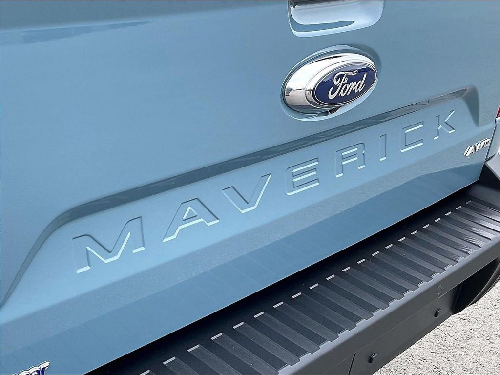 Used 2023 Ford Maverick Lariat w/ Equipment Group 500A Standard AWD/4WD image 29