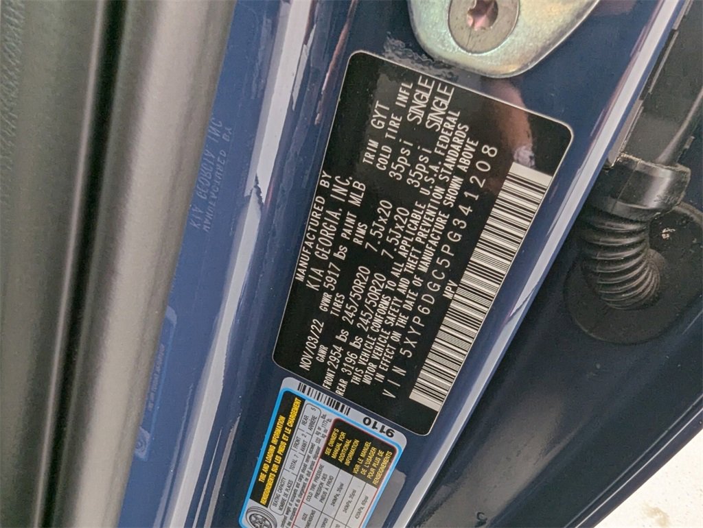 Used 2023 Kia Telluride S image 30