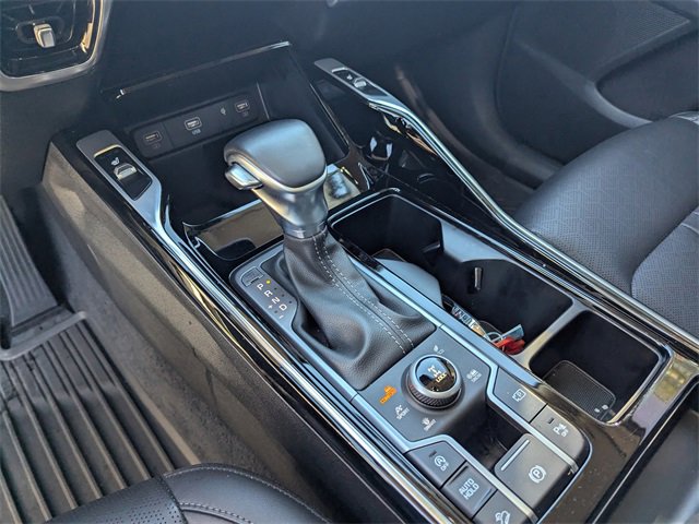 Used 2023 Kia Sorento SX image 19