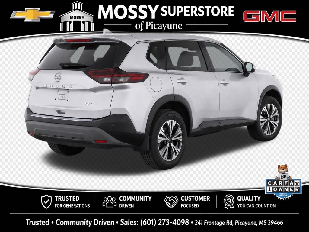 Used 2023 Nissan Rogue SV FWD image 4