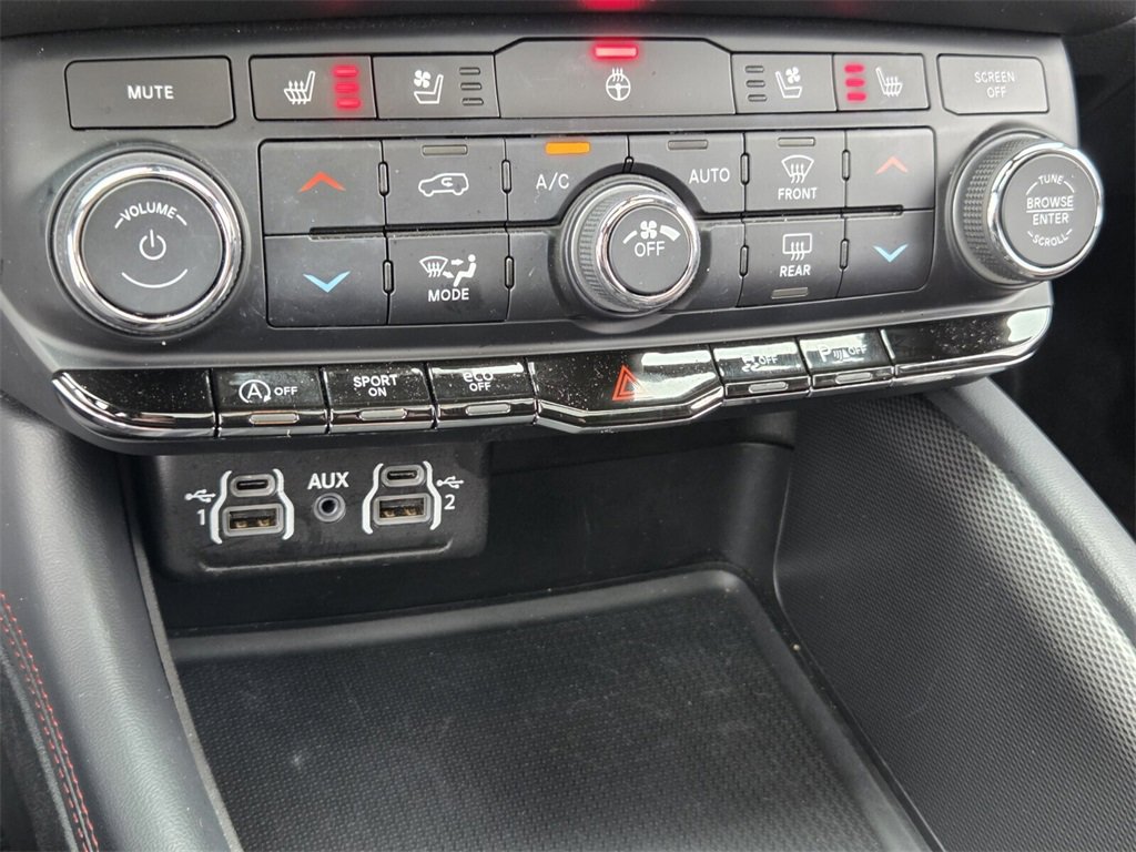 Used 2024 Dodge Durango GT image 20