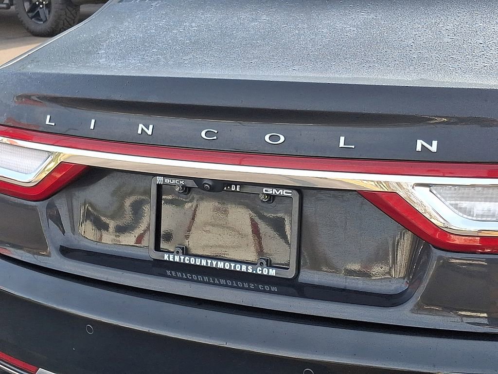 Used 2020 Lincoln Continental Reserve image 30