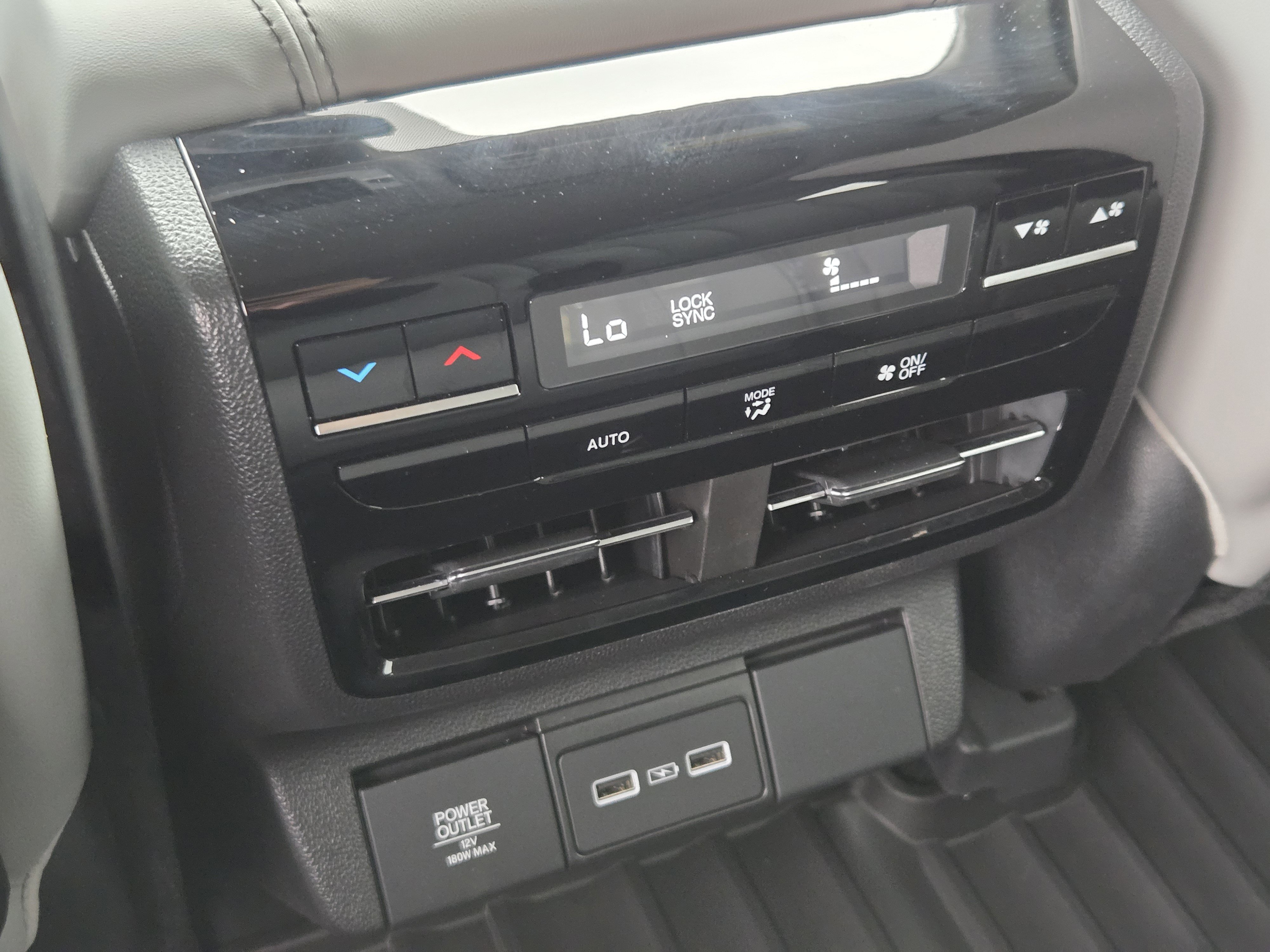 Certified 2024 Acura MDX FWD w/ Technology Package image 30