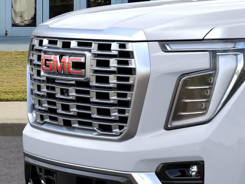 New 2026 GMC Yukon Denali w/ Sun & Power Step Package AWD/4WD image 13