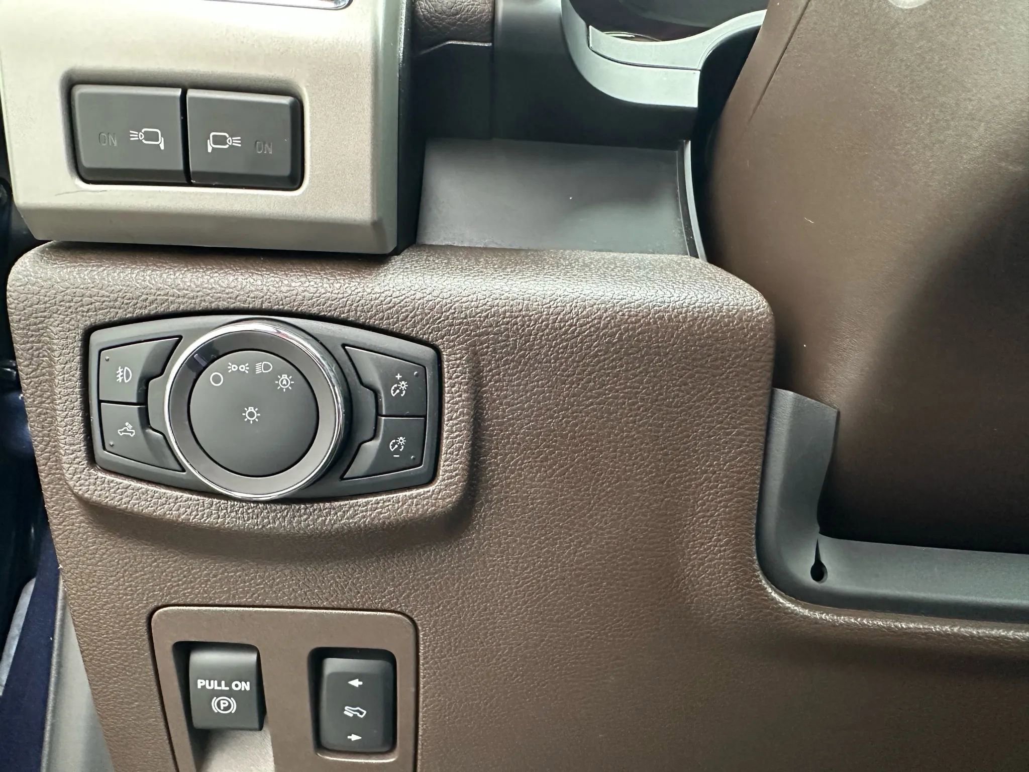 Used 2019 Ford F150 King Ranch w/ Equipment Group 601A Luxury image 19