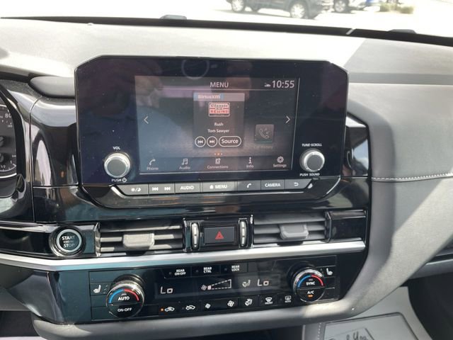 Used 2022 Nissan Pathfinder SV image 20