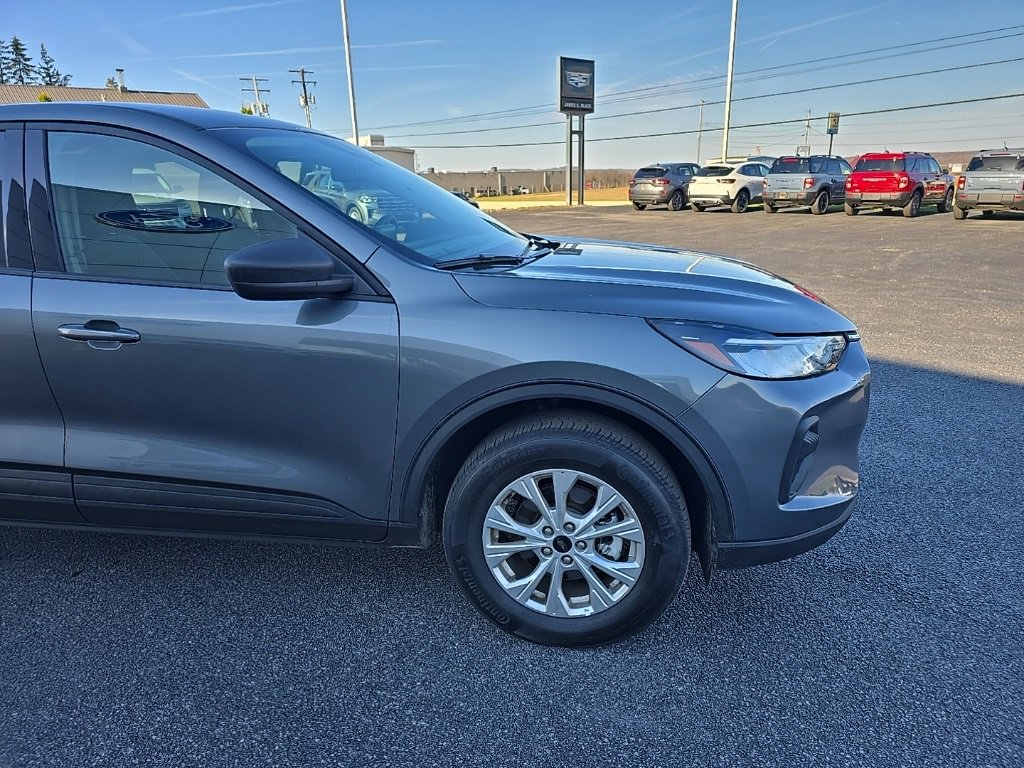 Used 2025 Ford Escape Active image 5