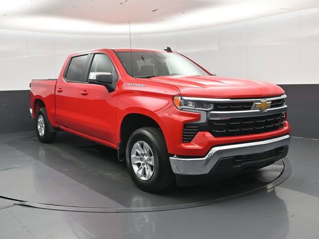 Used 2025 Chevrolet Silverado 1500 LT AWD/4WD image 1