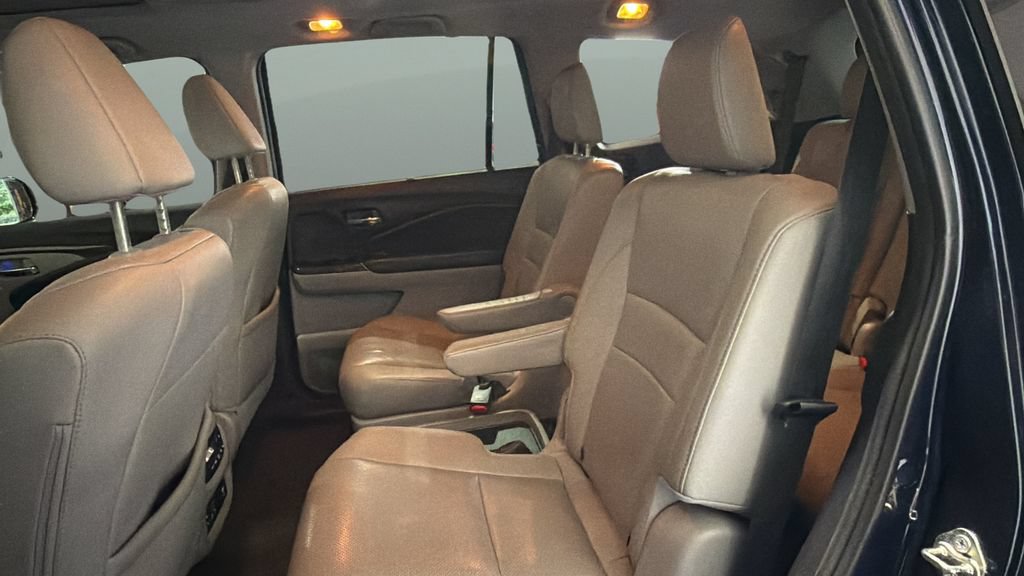 Used 2016 Honda Pilot Elite image 20