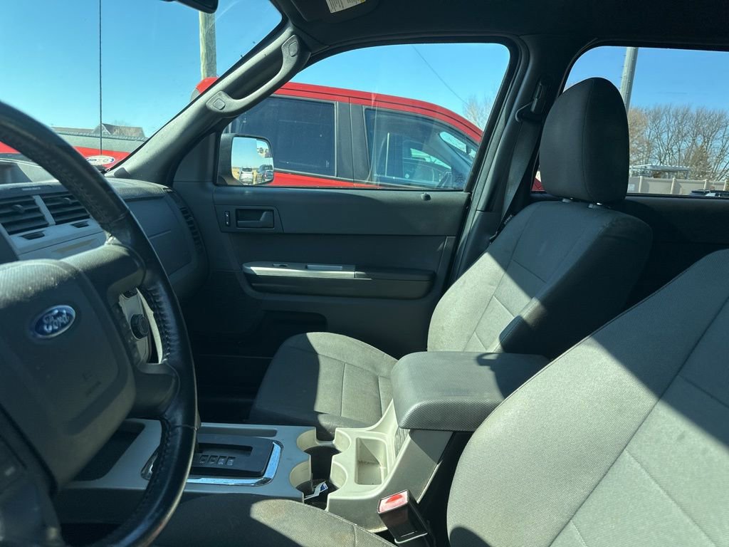Used 2012 Ford Escape XLT image 7