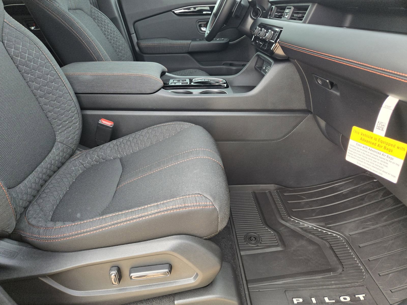 New 2026 Honda Pilot Sport image 13