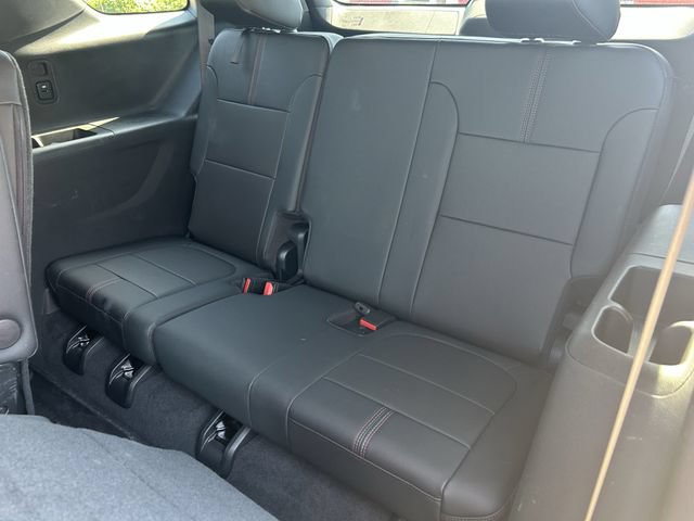 Used 2023 Chevrolet Traverse RS w/ LPO, Floor Liner Package AWD/4WD image 26