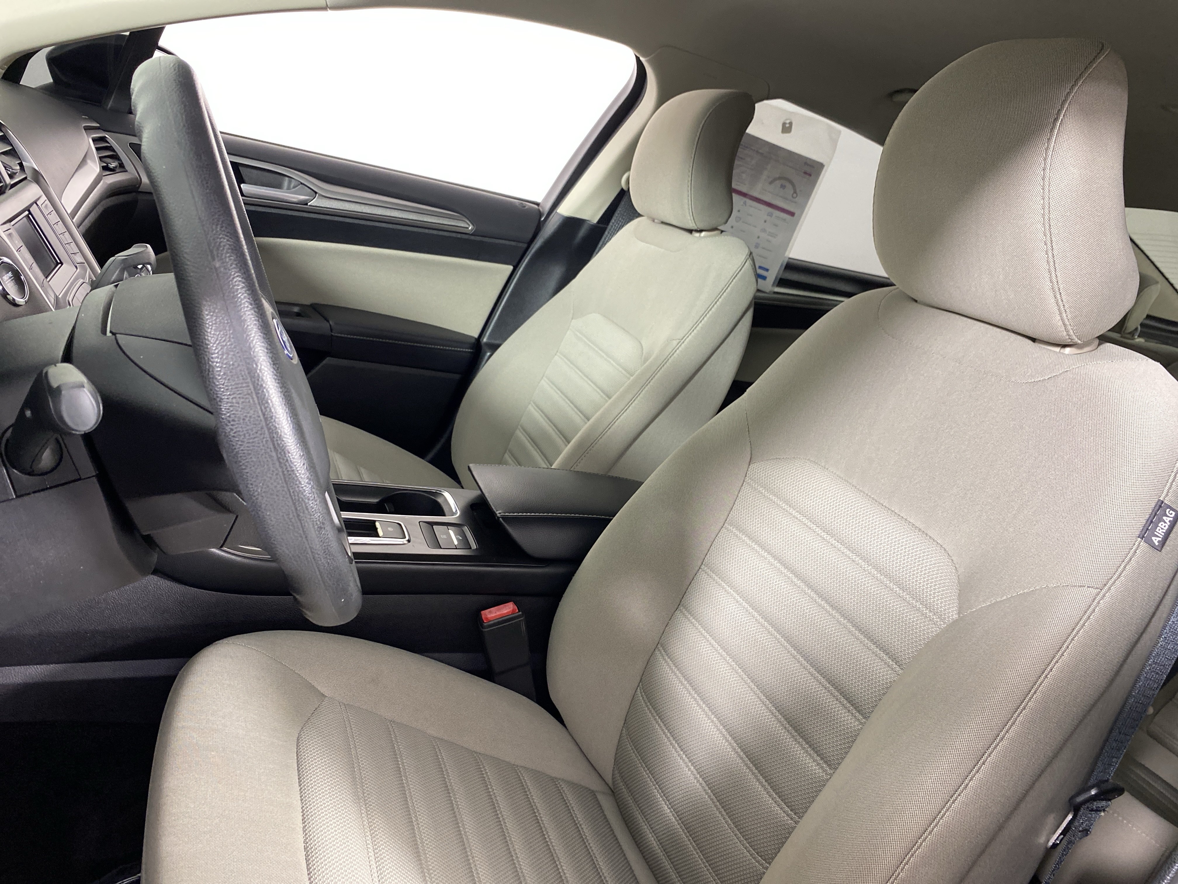 Used 2018 Ford Fusion S FWD image 15
